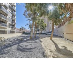 Bonito y moderno piso en venta con vistas al mar en playa Muchavista