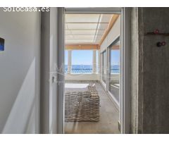 Exclusivo Ático en Venta con Vistas al Mar en Playa del Postiguet, Alicante