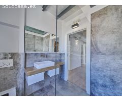 Exclusivo Ático en Venta con Vistas al Mar en Playa del Postiguet, Alicante