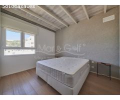 Exclusivo Ático en Venta con Vistas al Mar en Playa del Postiguet, Alicante