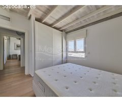 Exclusivo Ático en Venta con Vistas al Mar en Playa del Postiguet, Alicante