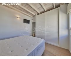 Exclusivo Ático en Venta con Vistas al Mar en Playa del Postiguet, Alicante