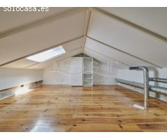 Exclusivo Ático en Venta con Vistas al Mar en Playa del Postiguet, Alicante
