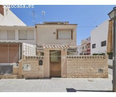 Casa adosada en Venta en Albufereta