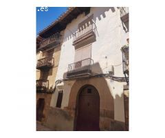 CASA SEÑORIAL EN EL CORAZÓN DE RUBIELOS DE MORA