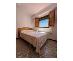 OPORTUNIDAD, CASA DE PUEBLO CÉNTRICA EN RIBIELOS DE MORA