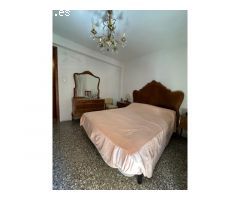 OPORTUNIDAD, CASA DE PUEBLO CÉNTRICA EN RIBIELOS DE MORA