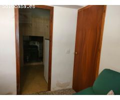 OPORTUNIDAD, CASA DE PUEBLO CÉNTRICA EN RIBIELOS DE MORA