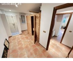 Excelente y exclusivo chalet seminuevo en la urbanización Santa Marina en la