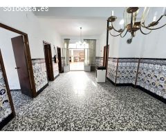 EXCLUSIVO CHALET EN ZONA RESIDENCIAL DE RUBIELOS DE MORA