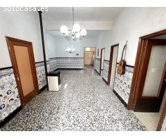 EXCLUSIVO CHALET EN ZONA RESIDENCIAL DE RUBIELOS DE MORA