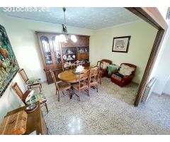 Excelente y amplia casa muy completa en Benicull del Xúquer con una superficie