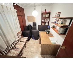 Excelente y amplia casa muy completa en Benicull del Xúquer con una superficie