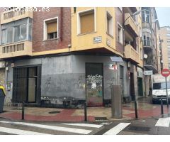 FANTÁSTICO LOCAL EN CALLE SALAMANCA