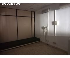 FANTASTICO LOCAL EN ZONA RUISEÑORES