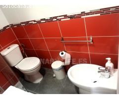 Apartamento renovado de 2 dormitorios y 2 baños con gran terraza privada y