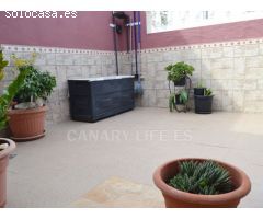 Hermosa casa con 3 dormitorios en Arguineguín en venta