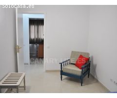 Moderno y acogedor piso de dos plantas en San Fernando, cerca de Playa del