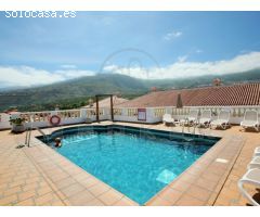 Soleado apartamento en última planta con vista a la montaña y Teide