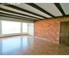 Gran chalet en tranquila zona residencial con vistas al Teide y al mar.