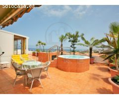 Ático único con jacuzzi en terraza y vistas de ensueño