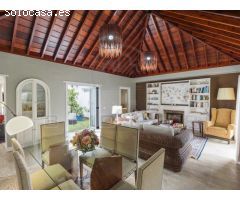 VENDIDO: Chalet renovado con piscina en zona muy buscada.