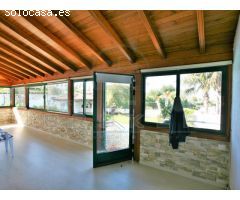 VENDIDO: Amplio chalet pareado con piscina y preciosas vistas