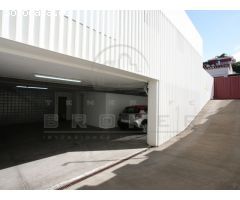 VENDIDO: Impresionante villa arquitectónica con piscina.