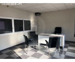 ¡¡ LOCAL EN IGUALADA CON TODOS LOS SERVICIOS !!
