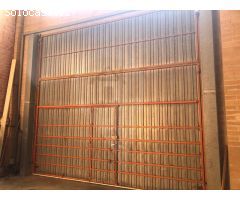 ¡¡ LOCAL EN IGUALADA CON TODOS LOS SERVICIOS !!