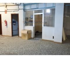En Venta Local Comercial en Opañel