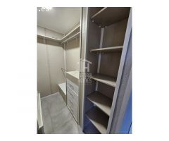 Exclusivo Adosado de 3 Habitaciones con Sótano, Patio y Terraza en Costa Esuri