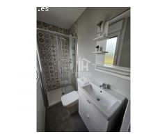 Exclusivo Adosado de 3 Habitaciones con Sótano, Patio y Terraza en Costa Esuri