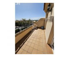 Exclusivo Adosado de 3 Habitaciones con Sótano, Patio y Terraza en Costa Esuri