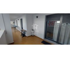 OPORTUNIDAD ÚNICA AMPLIO APARTAMENTO DE ESQUINA CON EXCELENTES ZONAS COMUNES EN