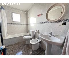 Chalet en suelo rústico con una parcela amplia, luz corriente y agua de pozo