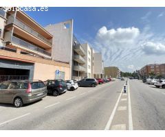 Magnífico local que da a dos calles con una excelente ubicación en Alberic, que