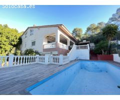 EXCELENTE CHALET EN LA URBANIZACIÓN EL RESPIRALL CON UNAS INCREÍBLES