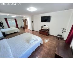 EXCELENTE CHALET EN LA URBANIZACIÓN EL RESPIRALL CON UNAS INCREÍBLES