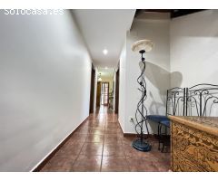 EXCELENTE CHALET EN LA URBANIZACIÓN EL RESPIRALL CON UNAS INCREÍBLES