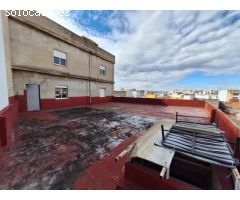 Finca de 4 pisos mas garaje a la venta en l´Alcudia