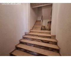 Finca de 4 pisos mas garaje a la venta en l´Alcudia