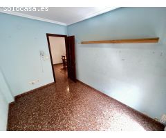 Finca de 4 pisos mas garaje a la venta en l´Alcudia