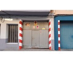 PLAZA DE GARAJE PARA VARIOS VEHÍCULOS EN LA CALLE RIOLA