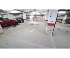 PLAZA DE GARAJE PARA VARIOS VEHÍCULOS EN LA CALLE RIOLA