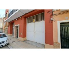 GRAN LOCAL EN CALLE DE MUCHO TRÁNSITO DE VEHÍCULOS
