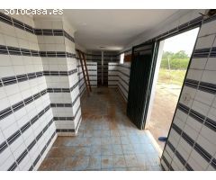 Excelente suelo urbano con uso deportivo actualmente que dispone de luz y agua