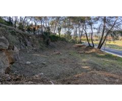 SUELO RESIDENCIAL EN URBANIZACIÓN SANTA MARINA