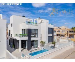 Increíble villa nueva en venta en Punta Prima, Torrevieja