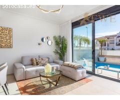 Increíble villa nueva en venta en Punta Prima, Torrevieja